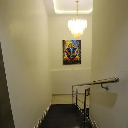 Darshan Palace