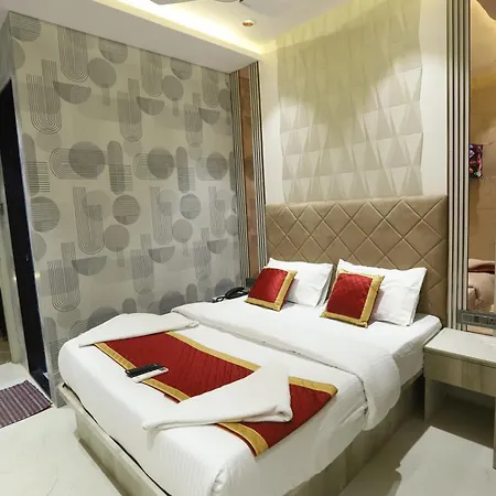 Hotel Darshan Palace *