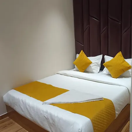 Grand Palace Hotel