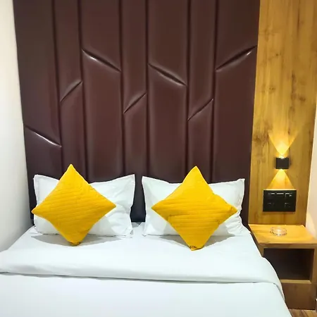 Grand Palace 3*
