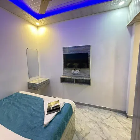 Hotel Aala - Versova Mumbai