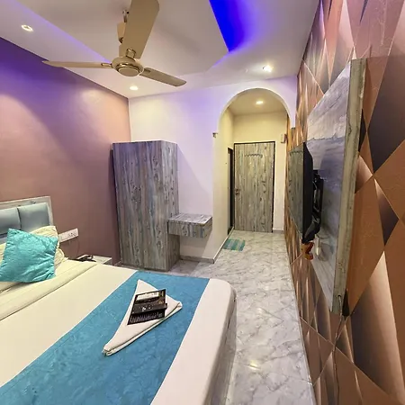 Aala - Versova Hotel