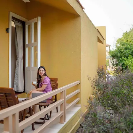 Villa Stayvista's Pranamya - 4bhk With Pet Friendly & Alfresco Dining *