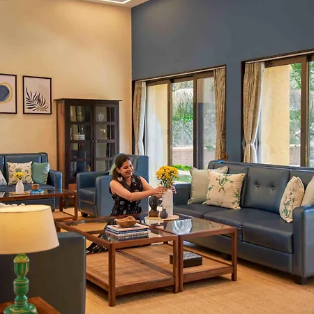Villa Stayvista's Pranamya - 4bhk With Pet Friendly & Alfresco Dining *