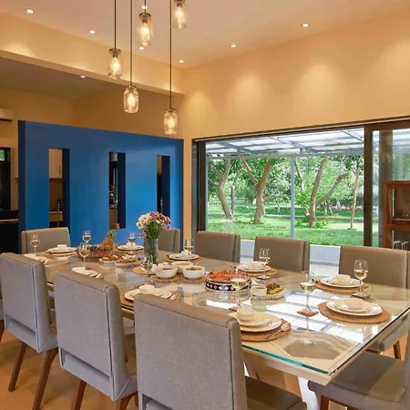 Stayvista's Pranamya - 4bhk With Pet Friendly & Alfresco Dining * Mumbai