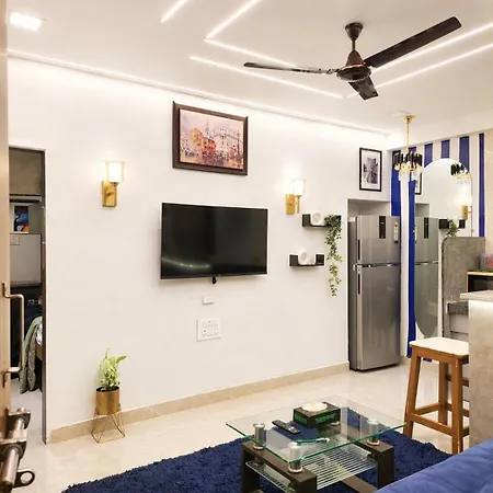 Apartment Casa Azure 1bhk Off Carter Road, Chuim Village Mumbai