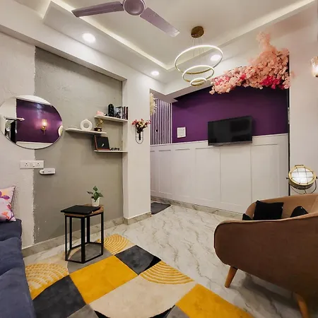 1bhk Bandra Chapel Road Apartment *