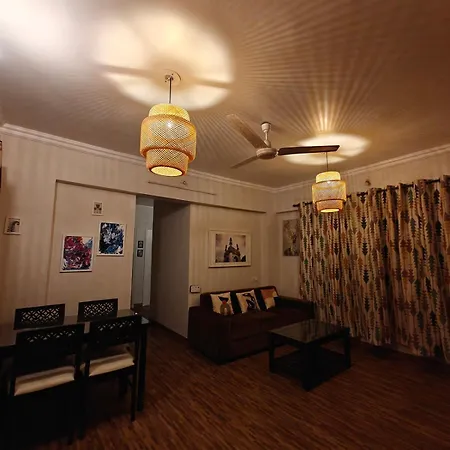 Serene-2bhk Balcony-parking-bandra Chapel Rd-cafes