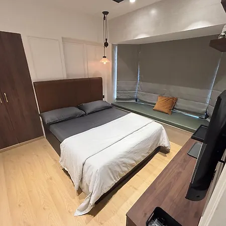 Compact Boutique In Bandra, Off Pali Hill Apartment