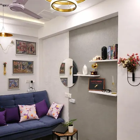 1bhk Bandra Chapel Road Apartment *