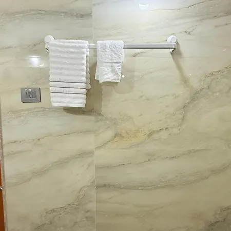 Powai, Aurora Luxe,2bhk Balcony & View *