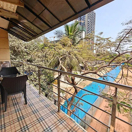 Apartment Serene-2bhk Balcony-parking-bandra Chapel Rd-cafes