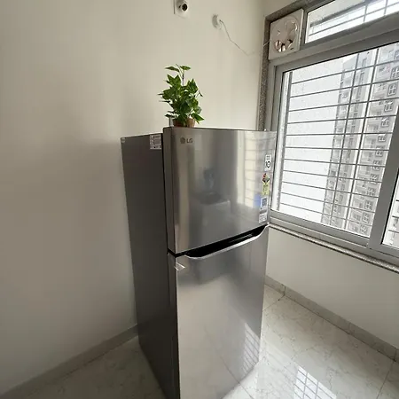 Powai, Aurora Luxe,2bhk Balcony & View Apartment