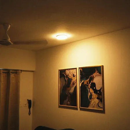 The Emerald Bloom, 2bhk Near Airport,bkc&nmacc Apartment Mumbai