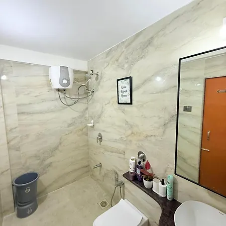 Powai, Aurora Luxe,2bhk Balcony & View * Mumbai