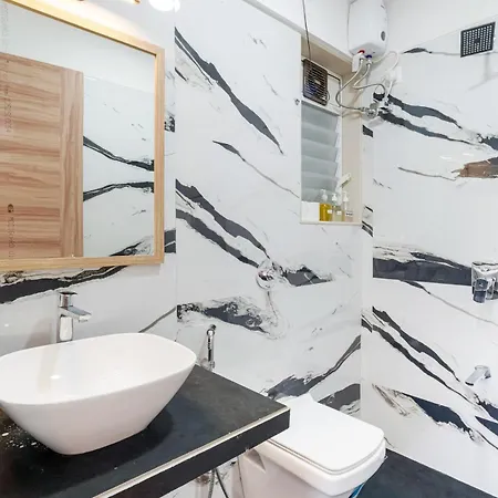 Delphi 2bhk By House Oona Apartment