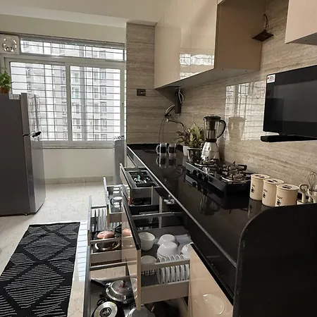 Powai, Aurora Luxe,2bhk Balcony & View Mumbai