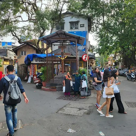 Apartment 1bhk Bandra Chapel Road