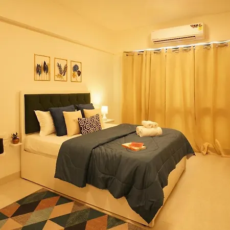 The Emerald Bloom, 2bhk Near Airport,bkc&nmacc Apartment