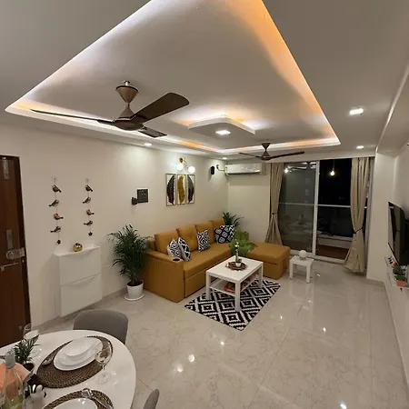 Powai, Aurora Luxe,2bhk Balcony & View Apartment *