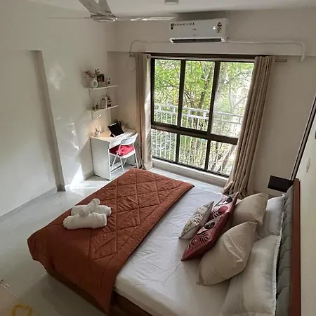 Urban Pause, 2bhk Near Bkc,airport&nmacc *