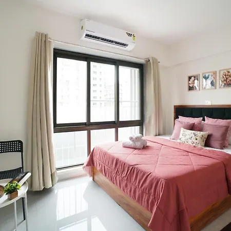 The Emerald Bloom, 2bhk Near Airport,bkc&nmacc Apartment Mumbai