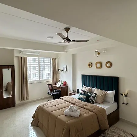 Powai, Aurora Luxe,2bhk Balcony & View Apartment *