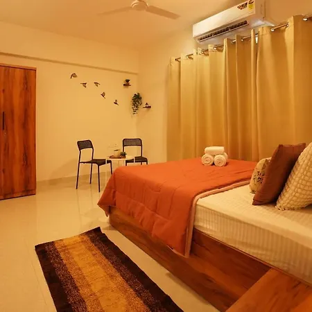 The Emerald Bloom, 2bhk Near Airport,bkc&nmacc Apartment