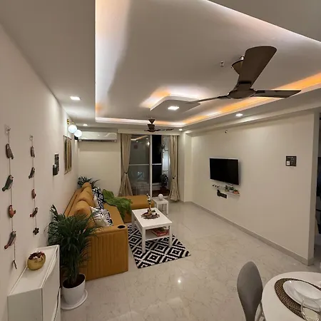 Powai, Aurora Luxe,2bhk Balcony & View Apartment *