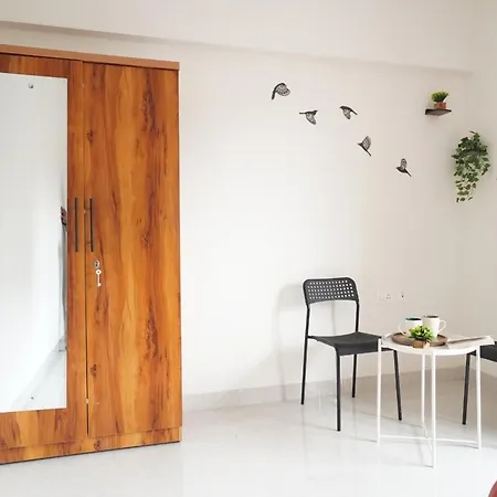 Apartment The Emerald Bloom, 2bhk Near Airport,bkc&nmacc Mumbai