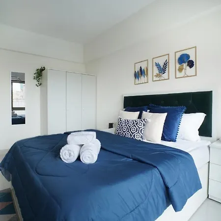 The Emerald Bloom, 2bhk Near Airport,bkc&nmacc * Mumbai