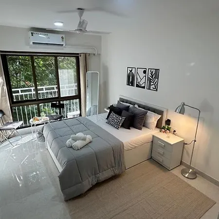 Apartment Urban Pause, 2bhk Near Bkc,airport&nmacc *