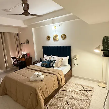 Powai, Aurora Luxe,2bhk Balcony & View Apartment *