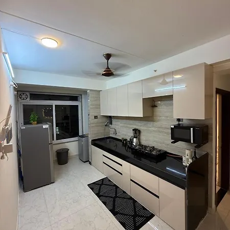 Powai, Aurora Luxe,2bhk Balcony & View Mumbai