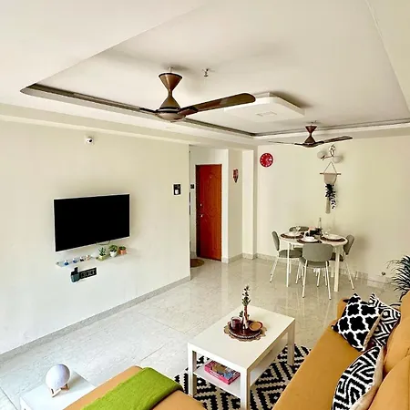 Powai, Aurora Luxe,2bhk Balcony & View Mumbai