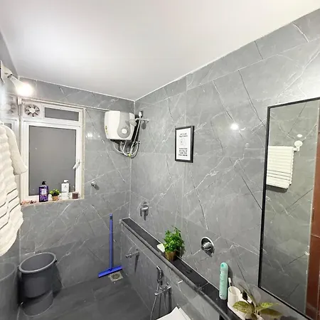 Apartment Powai, Aurora Luxe,2bhk Balcony & View Mumbai