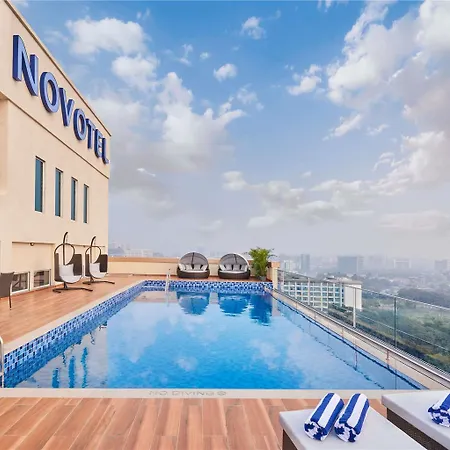 Hotel Novotel International Airport 5*