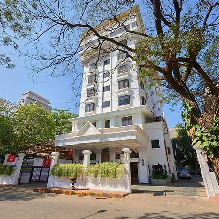 Hotel Karl Residency 3*