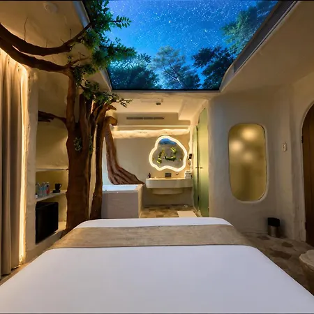 Hotel Dragonfly - The Art 4*