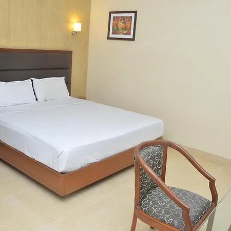 Hotel Ashray International, Sion - Near Bkc