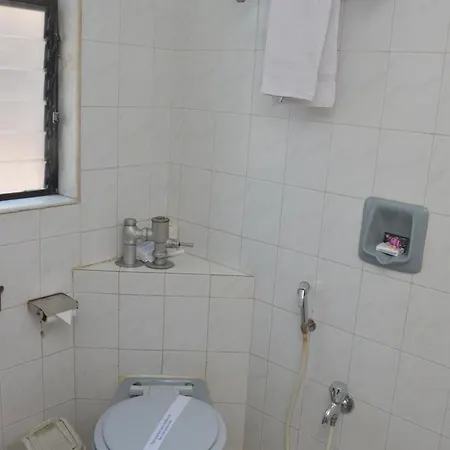 Ashray International, Sion - Near Bkc 2* Mumbai