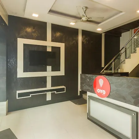 O Royal Grand Near Chhatrapati Shivaji International Airport Hotel 3*