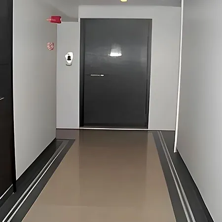 Hotel Khwaishh Presidency
