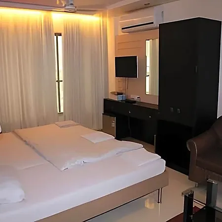 Khwaishh Presidency Hotel 3*