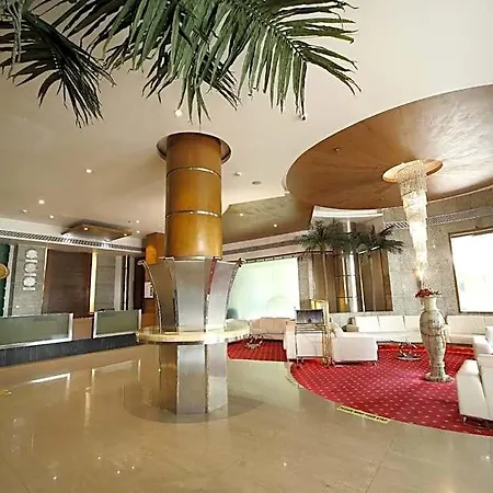 Fabhotel Adore 3*