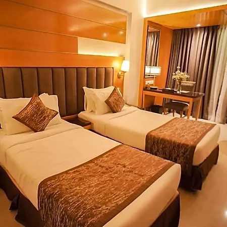 Hotel Fabhotel Adore Mumbai