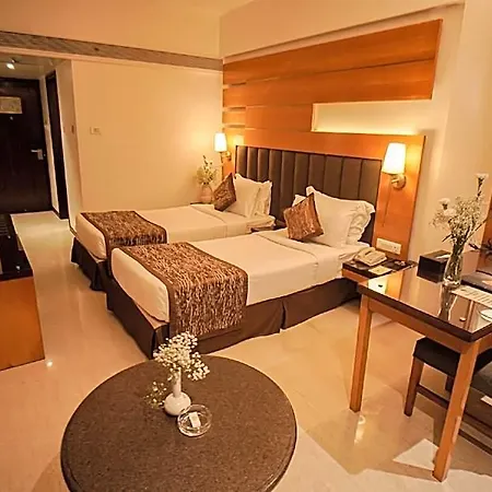 Hotel Fabhotel Adore