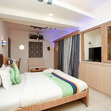 Neelkiran Hotel 3*