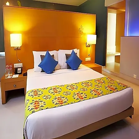 Hotel The Beatle 4*