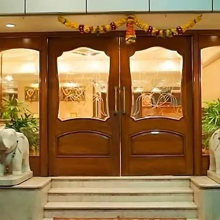 Solitaire Hotel Mumbai